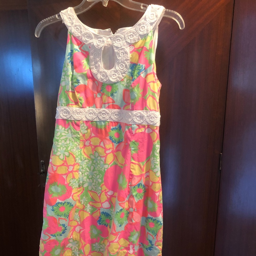 Cute Lilly Pulitzer shift dress like new 0 or xs